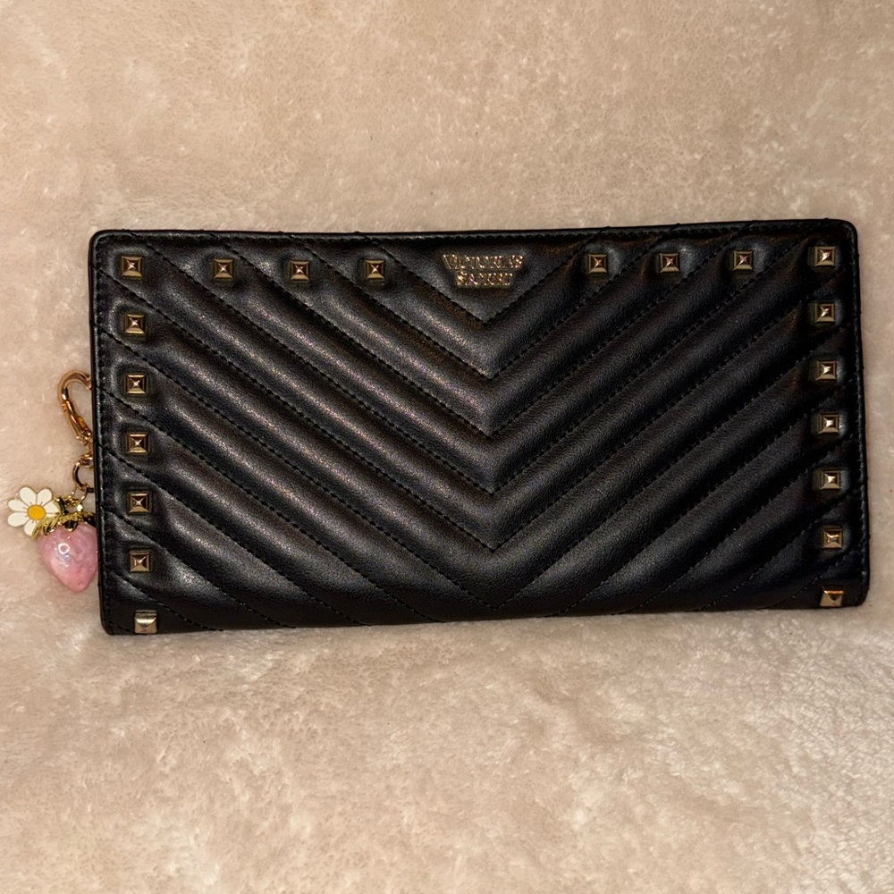 Victoria’s Secret Black Studded V-Quilt Women Wallet Magnetic Clasp Zipper Pouch